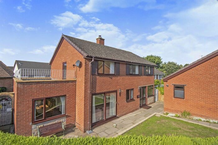 4 Bedroom Detached House For Sale In Ballard Close, Colwall, Malvern, WR13