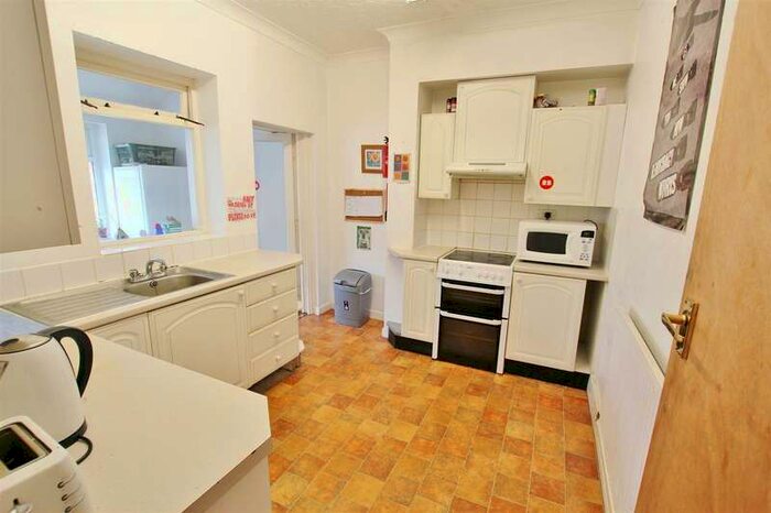 1 Bedroom Property To Rent In Malmesbury Park Place Springbourne, Bournemouth, BH8