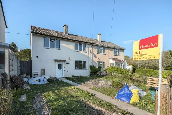 5 Bedroom Semi-Detached House To Rent In Warren Crescent, Hmo Ready Sharers, OX3