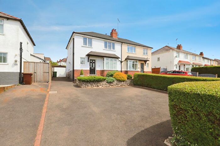 3 Bedroom Semi Detached House For Sale In Greatfield Road, Kidderminster, DY11