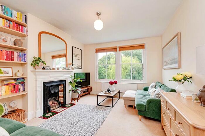 2 Bedroom Flat To Rent In Talbot Road, Highgate, N6