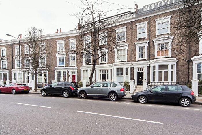 2 Bedroom Flat To Rent In Warwick Road, W14