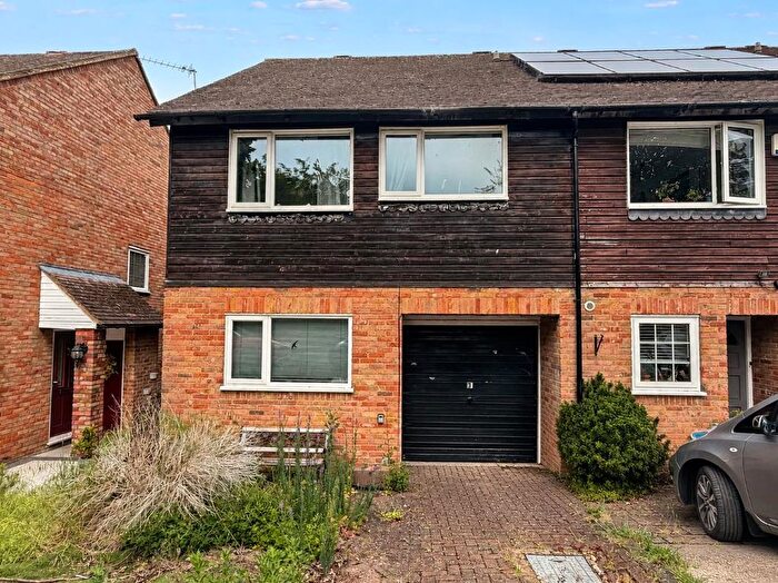 4 Bedroom End Of Terrace House For Sale In Layston Park, Royston, SG8