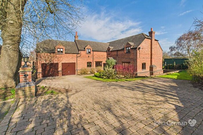 6 Bedroom Detached House For Sale In Brook Farm Court, Hoton, LE12