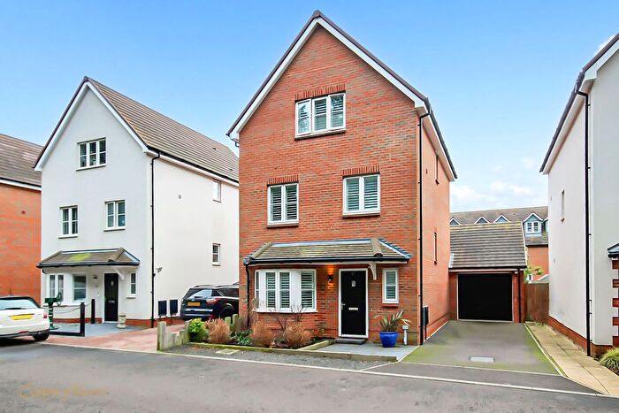 4 Bedroom Detached House For Sale In Acacia Crescent, Angmering, BN16