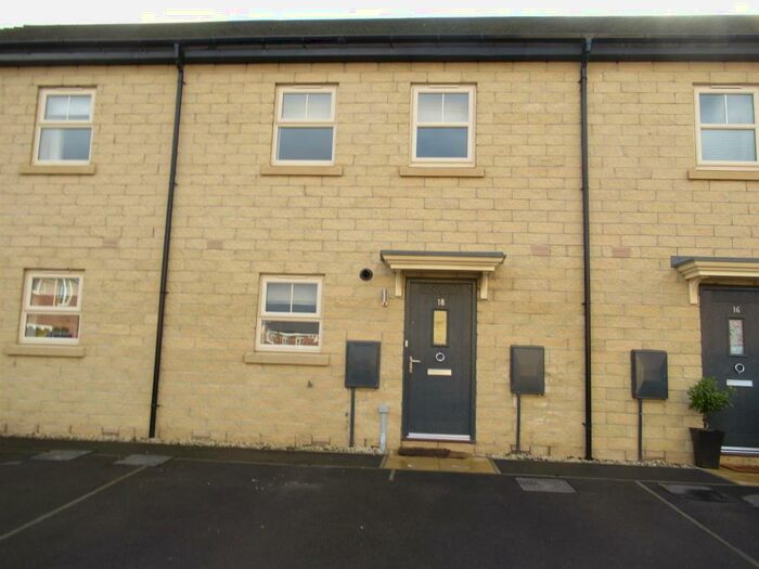 3 Bedroom Town House To Rent In Hotspur Way, Sherburn In Elmet, Leeds, LS25