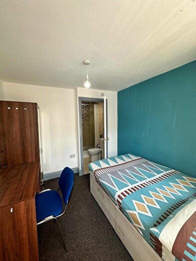 8 Bedroom Semi-Detached House To Rent In Bournbrook Road, Birmingham, B29