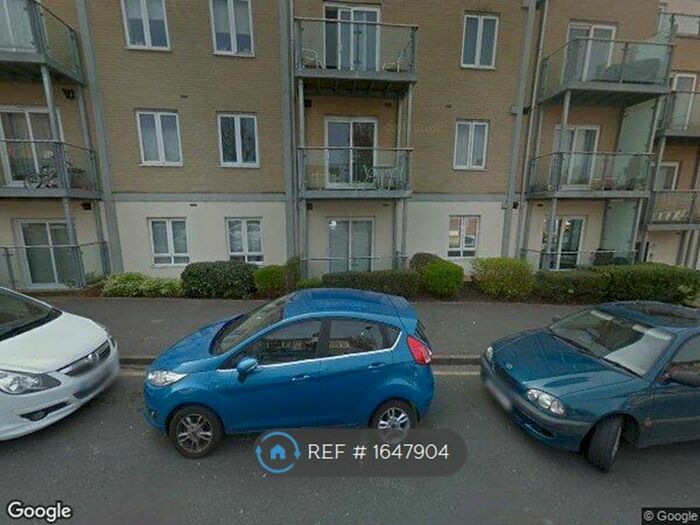 1 Bedroom Flat To Rent In St. James Road, Brentwood, CM14