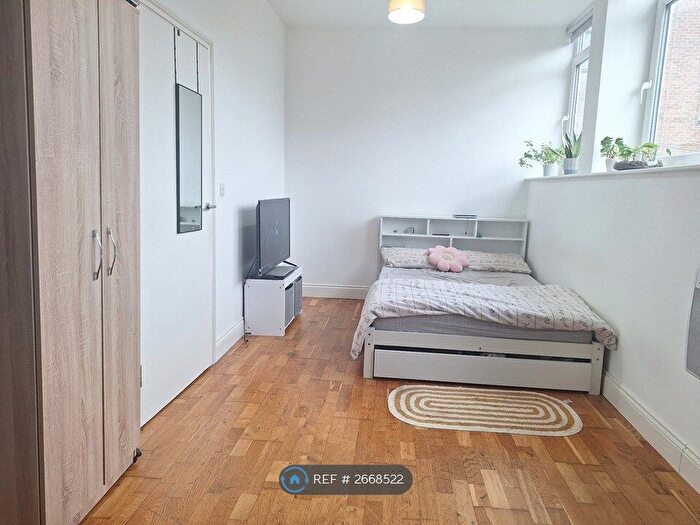 Studio To Rent In Market Place Chambers, Stevenage, SG1