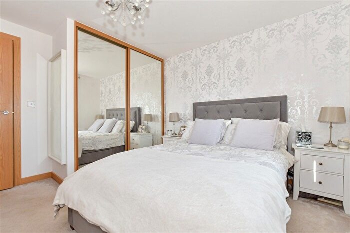 1 Bedroom Flat For Sale In Olympia Way, Whitstable, Kent, CT5