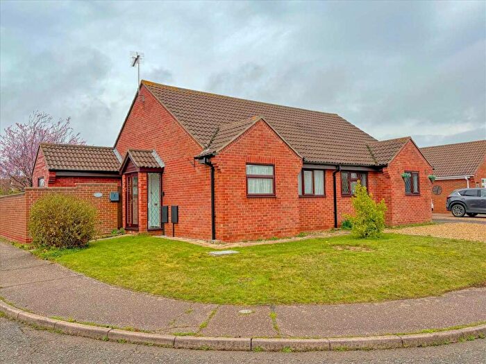 2 Bedroom Bungalow For Sale In Stallards Crescent, Frinton On Sea, Kirby Cross, CO13