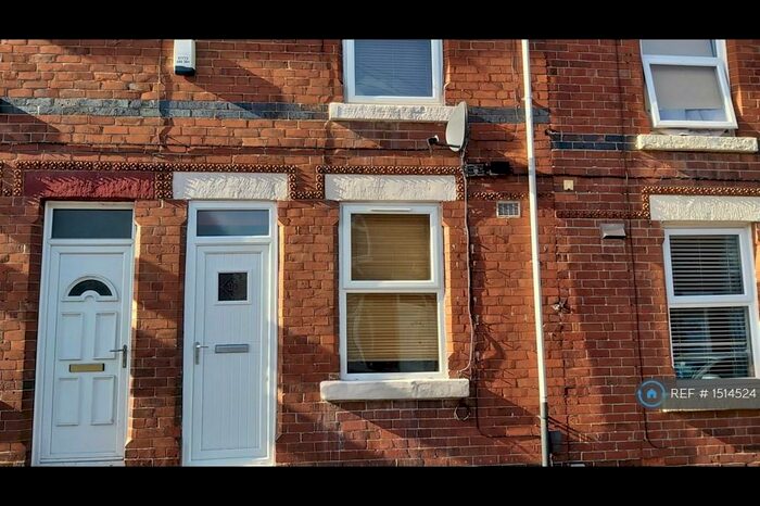 2 Bedroom Terraced House To Rent In Dove Street, Nottingham, NG6
