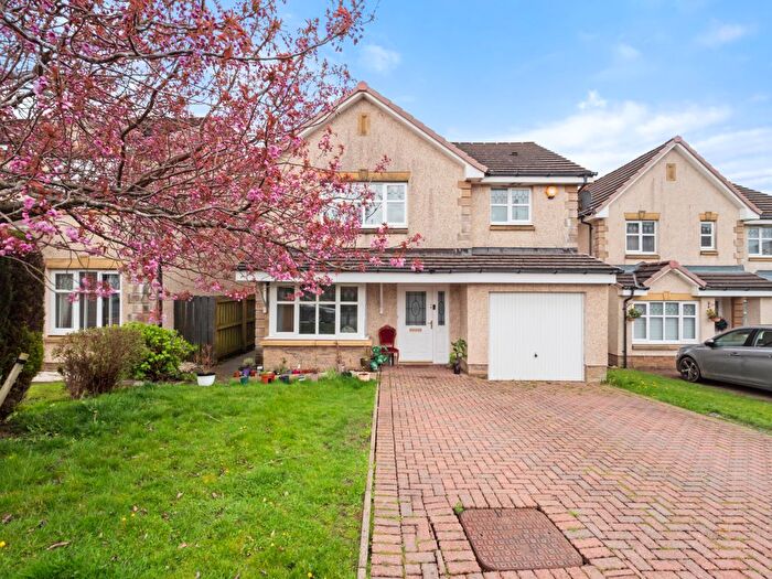 4 Bedroom Detached House For Sale In Langlook Road, Glasgow, G53