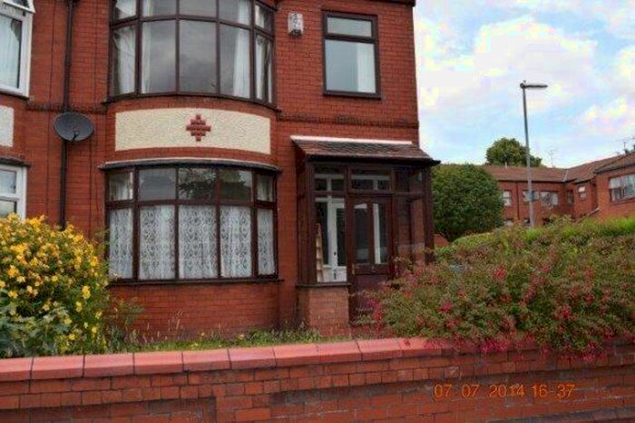 5 Bedroom Semi-Detached House To Rent In Moseley Road, Manchester, Greater Manchester, M19