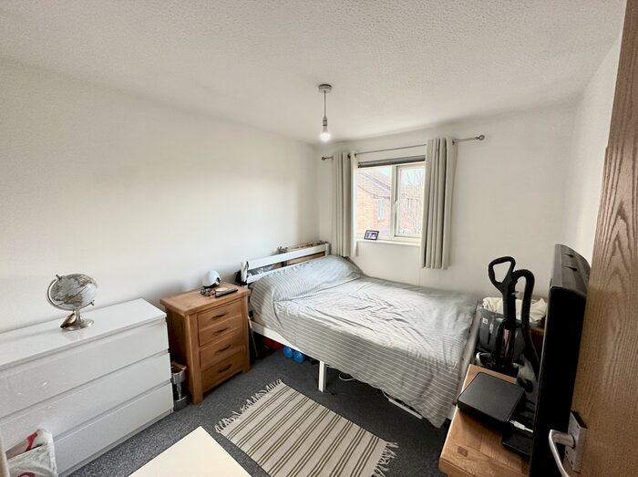 1 Bedroom Maisonette To Rent In Harvester Close, Middleleaze, Swindon, SN5