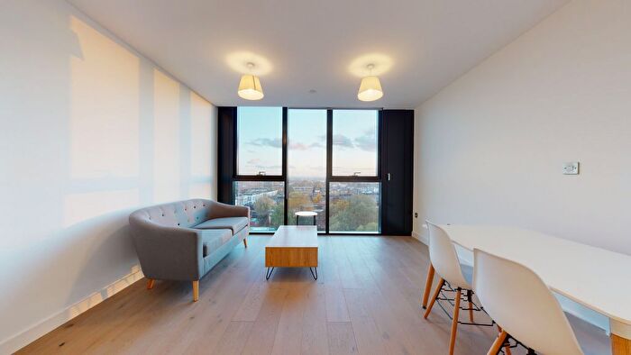 1 Bedroom Flat To Rent In Highgate Hill, London, N19