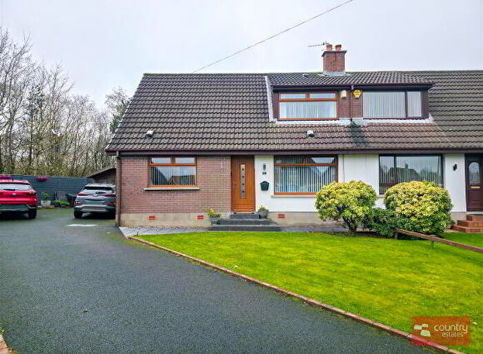 3 Bedroom Semi-detached Chalets For Sale In Carolhill Park, Newtownabbey, BT36