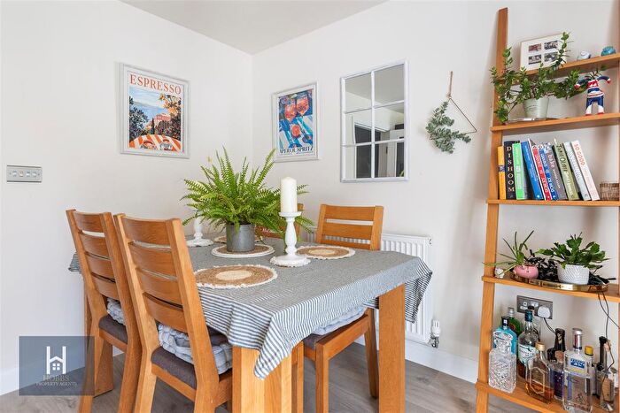 4 Bedroom Detached House For Sale In Pippen Drive, Thornbury, BS35