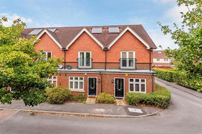 2 Bedroom Terraced House For Sale In Elliston Way, Ashtead, KT21
