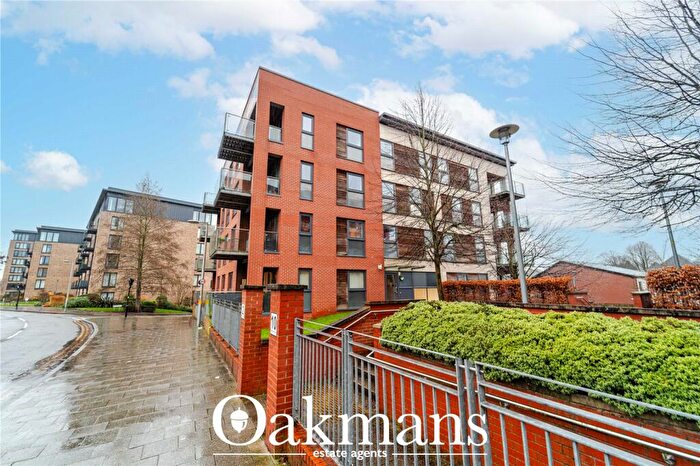 2 Bedroom Apartment For Sale In Bell Barn Road, Birmingham, West Midlands, B15
