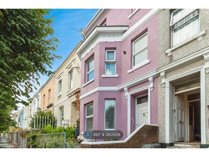 1 Bedroom Flat To Rent In Victoria Place, Plymouth, PL2