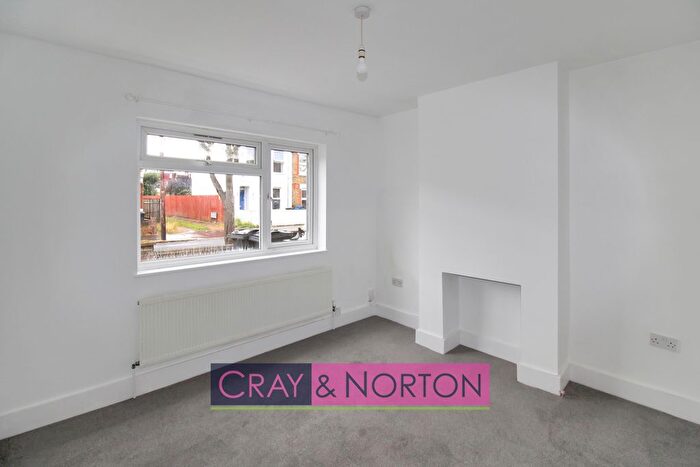 3 Bedroom End Of Terrace House To Rent In Exeter Road, Addiscombe, CR0