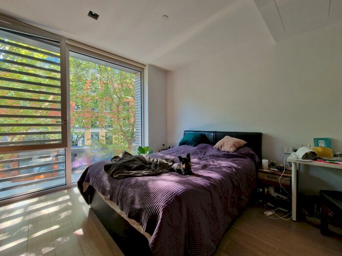 1 Bedroom Flat To Rent In Vicary House, London, EC1A