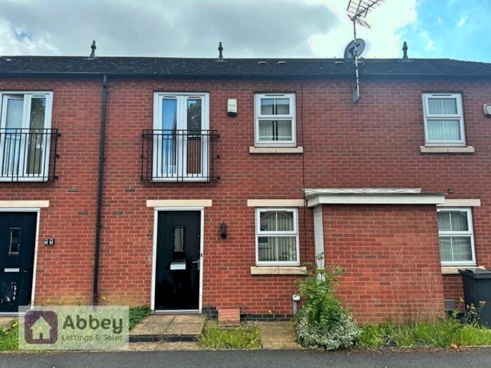 2 Bedroom Town House To Rent In Danbury Place, Leicester, LE5