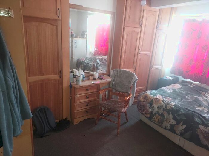 Studio To Rent In Lyndhurst Avenue, London, SW16