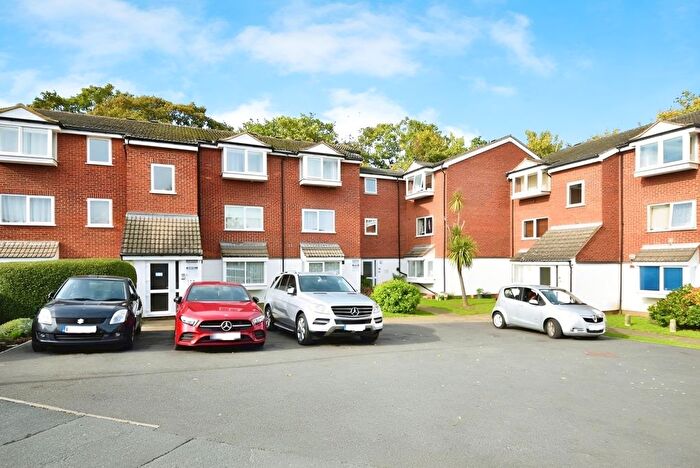 1 Bedroom Flat To Rent In Heathdene Drive, Belvedere, DA17