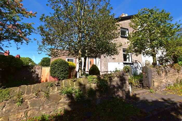 2 Bedroom Semi-Detached House For Sale In Parrs Road, Oxton, CH43
