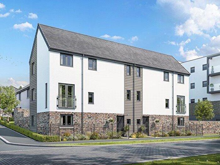 4 Bedroom Semi-Detached House For Sale In Cotswold Avenue, Plymouth, Devon, PL9