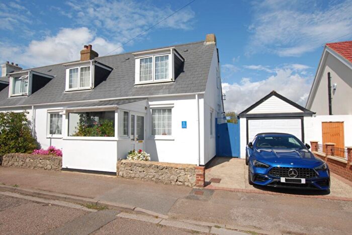 3 Bedroom Semi-Detached House For Sale In Range Road, Hythe, CT21