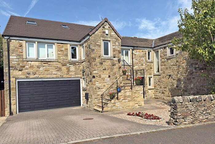 4 Bedroom Link Detached House For Sale In Old Hall Croft, Gargrave, North Yorkshire, BD23