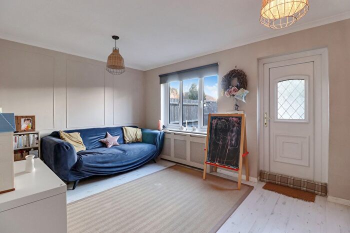 3 Bedroom Terraced House For Sale In Spreighton Road, West Molesey, KT8