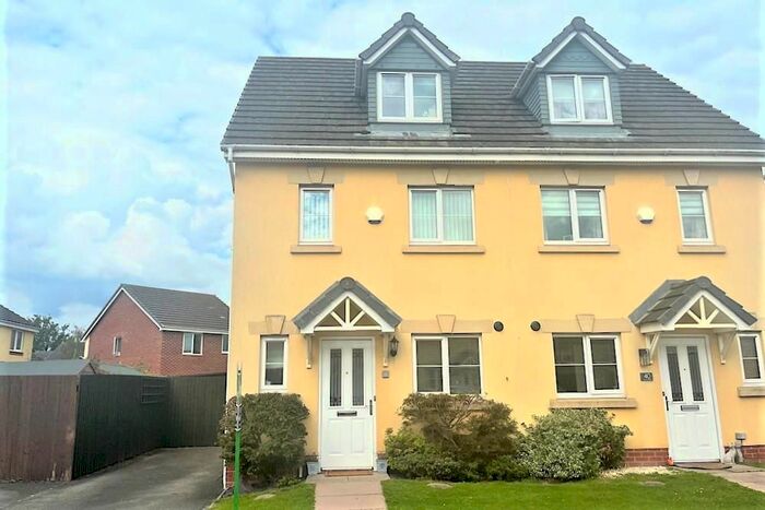 3 Bedroom Property To Rent In Parc Hafod, Four Crosses, Llanymynech, SY22
