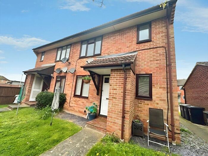 1 Bedroom Maisonette To Rent In Jenner Mead, Chelmsford, Essex, CM2