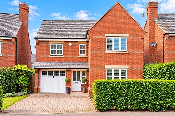 4 Bedroom Detached House For Sale In Rosemary Drive, London Colney, St. Albans, AL2
