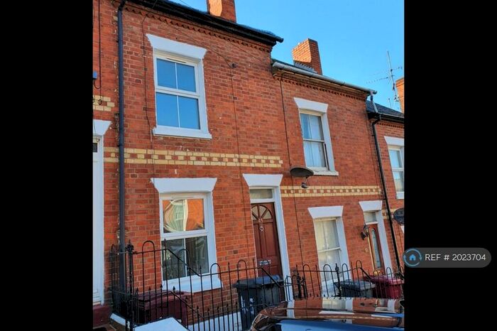 3 Bedroom Terraced House To Rent In Hill Street, Reading, RG1