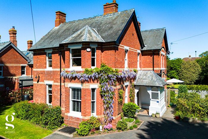 5 Bedroom Detached House For Sale In Hafod Road, Hereford, HR1