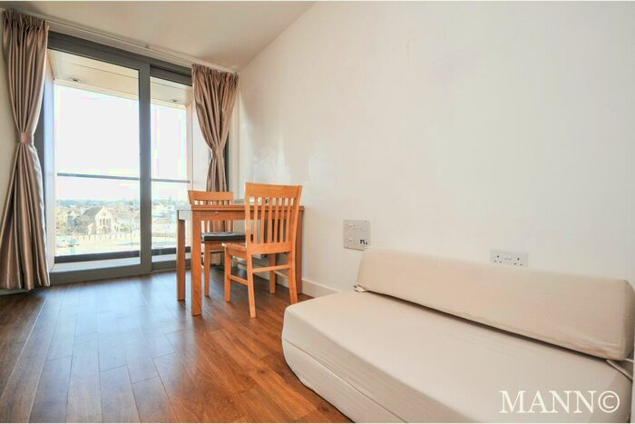 Flat To Rent In Sienna Alto, Lewisham, SE13