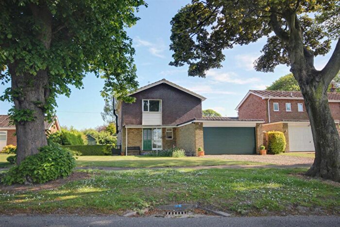 4 Bedroom House For Sale In Manor House Lane, Walkington, Beverley, HU17