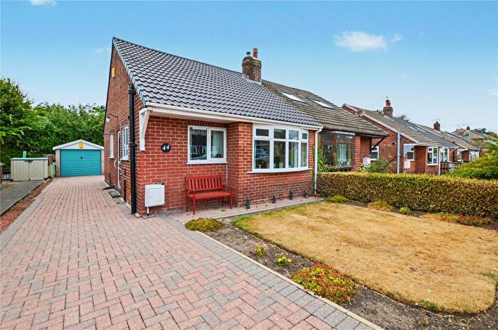 2 Bedroom Bungalow For Sale In Sandyacres, Rothwell, Leeds, West Yorkshire, LS26