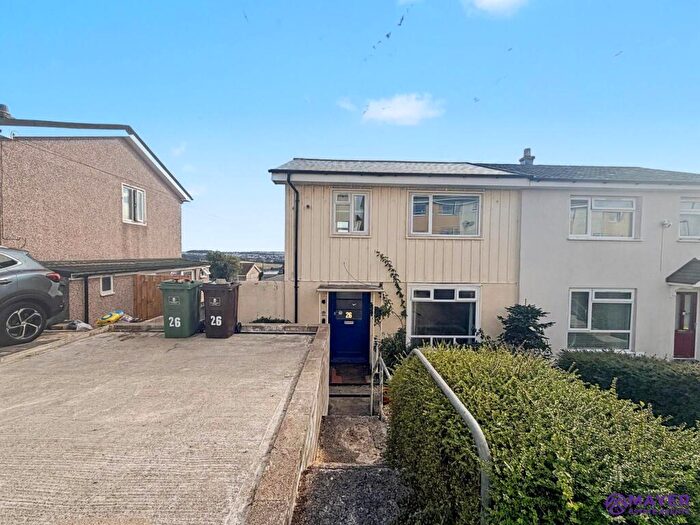 3 Bedroom Semi Detached House For Sale In Creedy Road, Plymouth, PL3