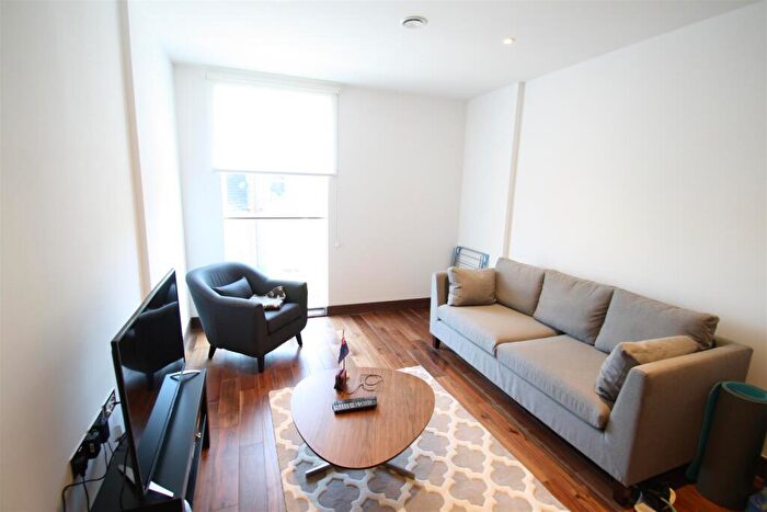 1 Bedroom Flat To Rent In Beaufort Court, Maygrove Road, London, NW6