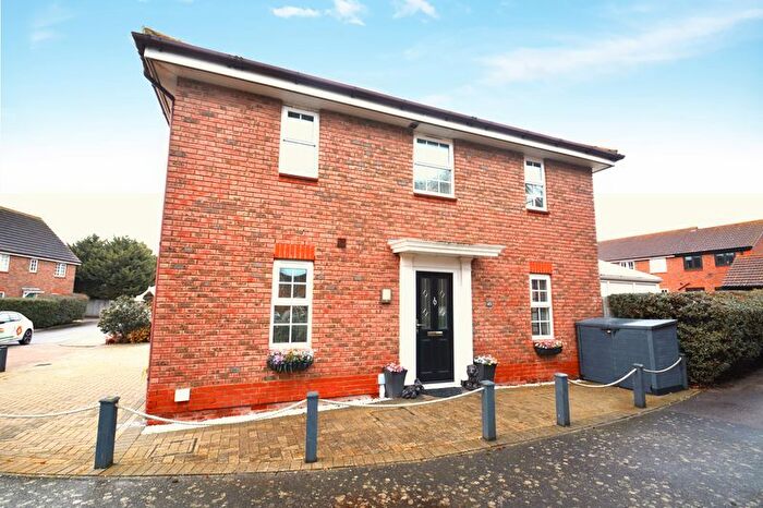 4 Bedroom Detached House For Sale In Penny Cress Road, Minster, ME12