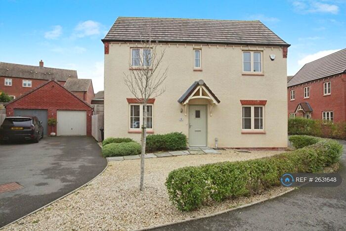 3 Bedroom Detached House To Rent In Dale Close, Lutterworth, LE17