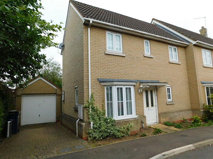 2 Bedroom End Of Terrace House To Rent In Sayers Crescent, Wisbech St. Mary, PE13