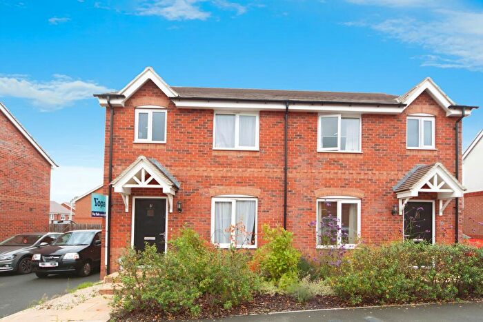 2 Bedroom Semi-Detached House For Sale In Hazel Place, Stratford-upon-avon, CV37