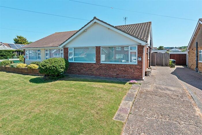 2 Bedroom Bungalow For Sale In Faversham Road, Seasalter, CT5